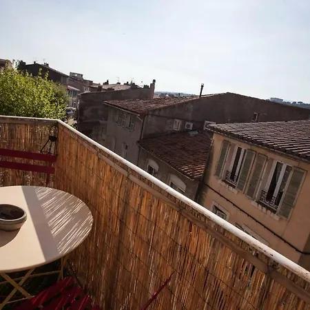 Le Piano Par Dodo-a-cassis Cassis