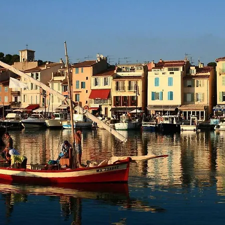 Le Piano Par Dodo-a-cassis Appartement Cassis
